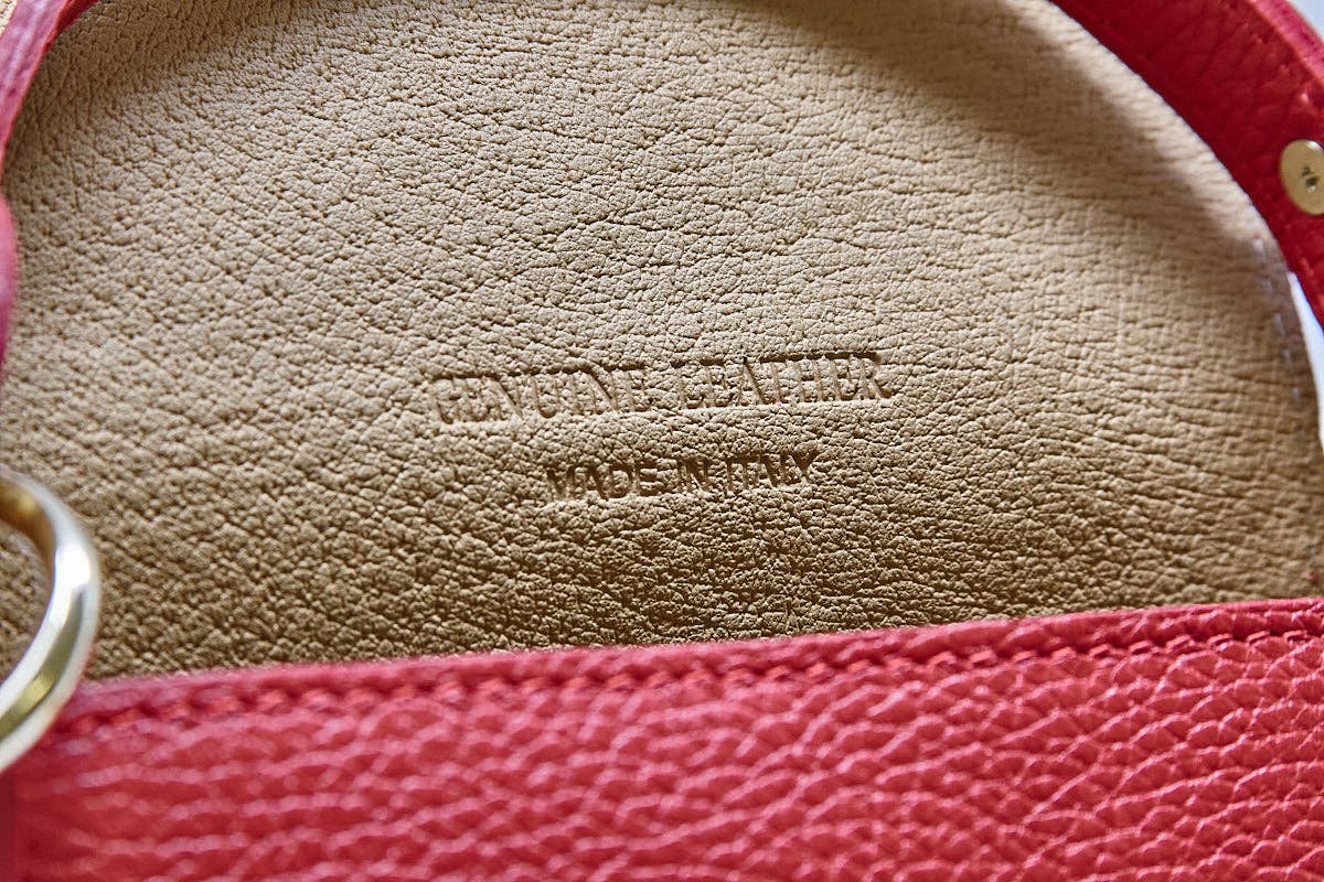 GF1075 GENUINE ITALIAN LEATHER  BAMBOO CLASP, CROSSBODY BAG: GOLD