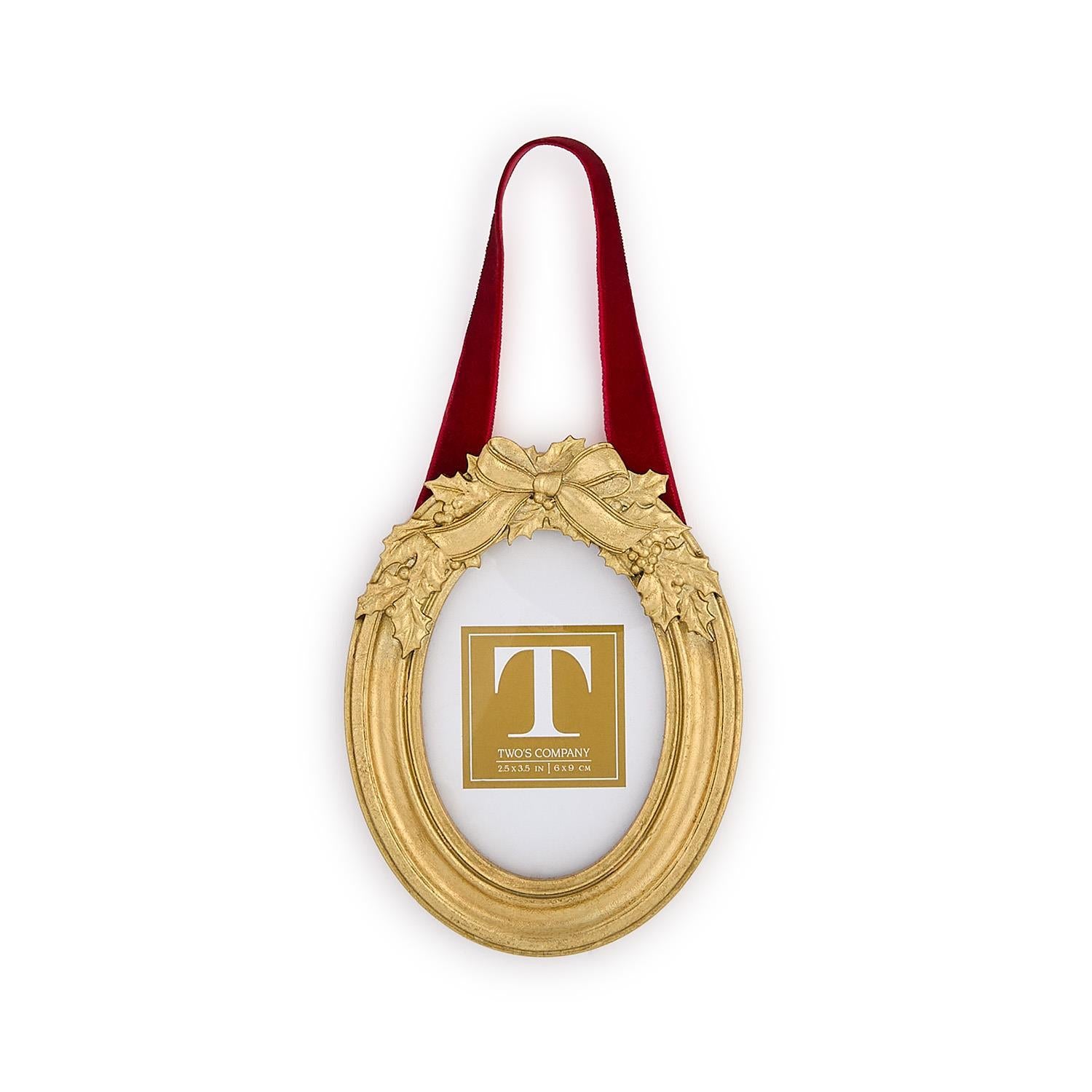 Holly Leaves Hanging Frame - Oval