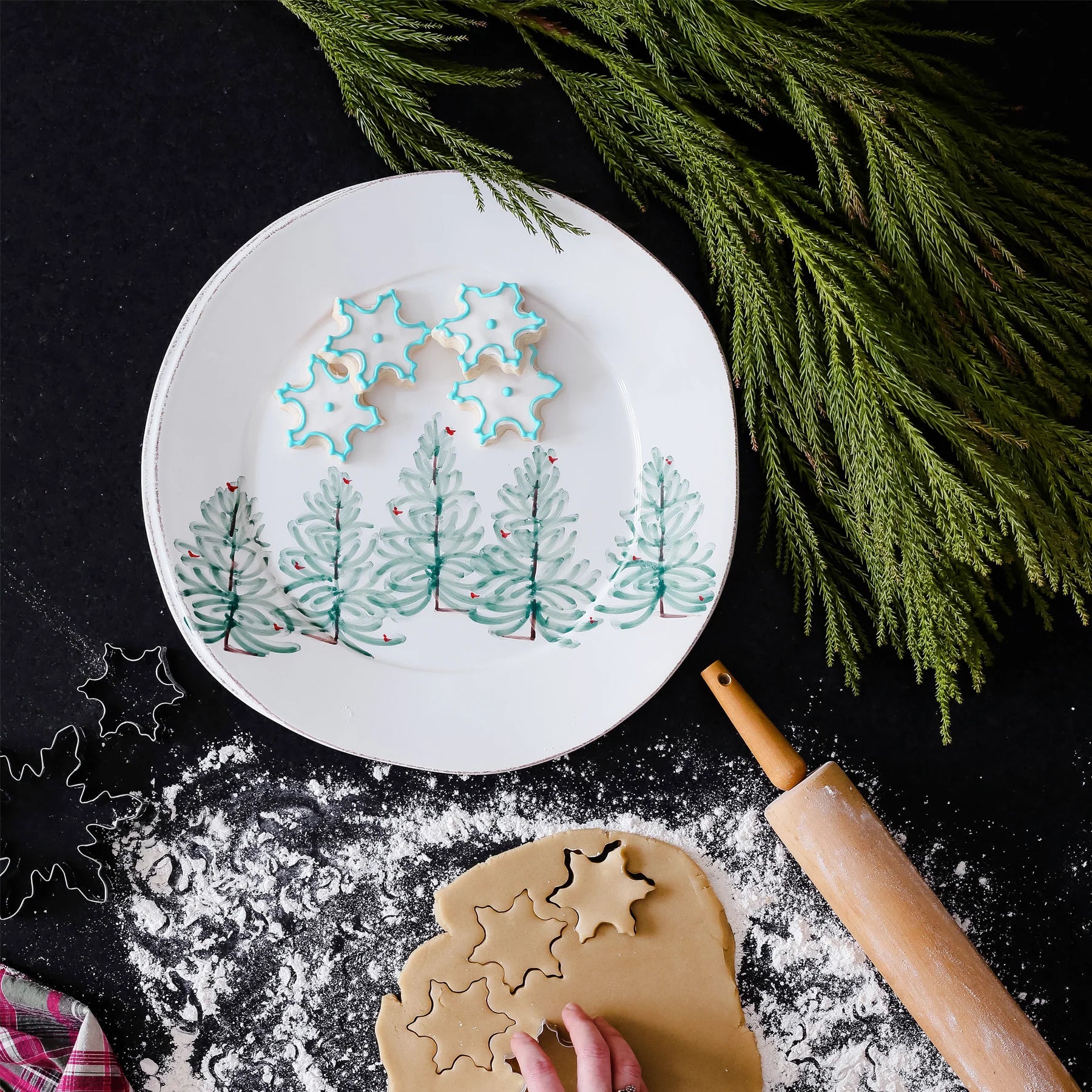 Lastra Holiday Round Ceramic Platter