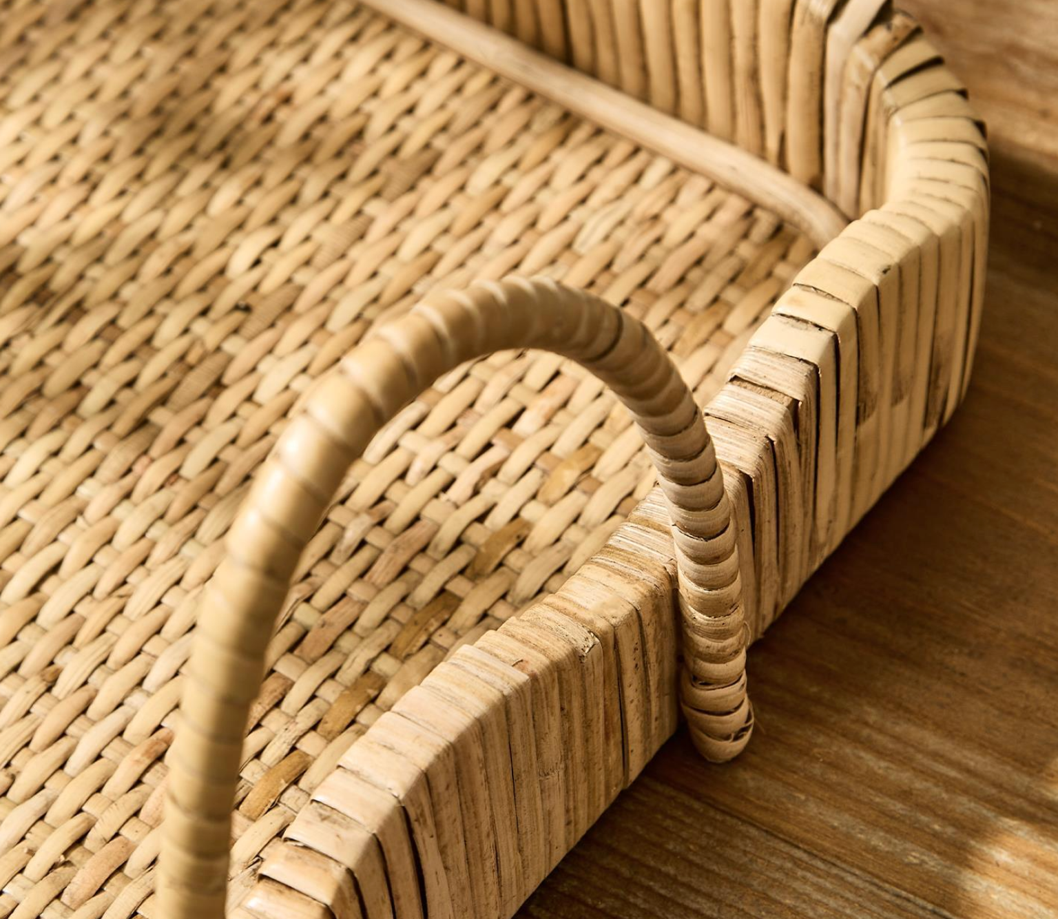 Scalloped Edge Trays with Handles - Large