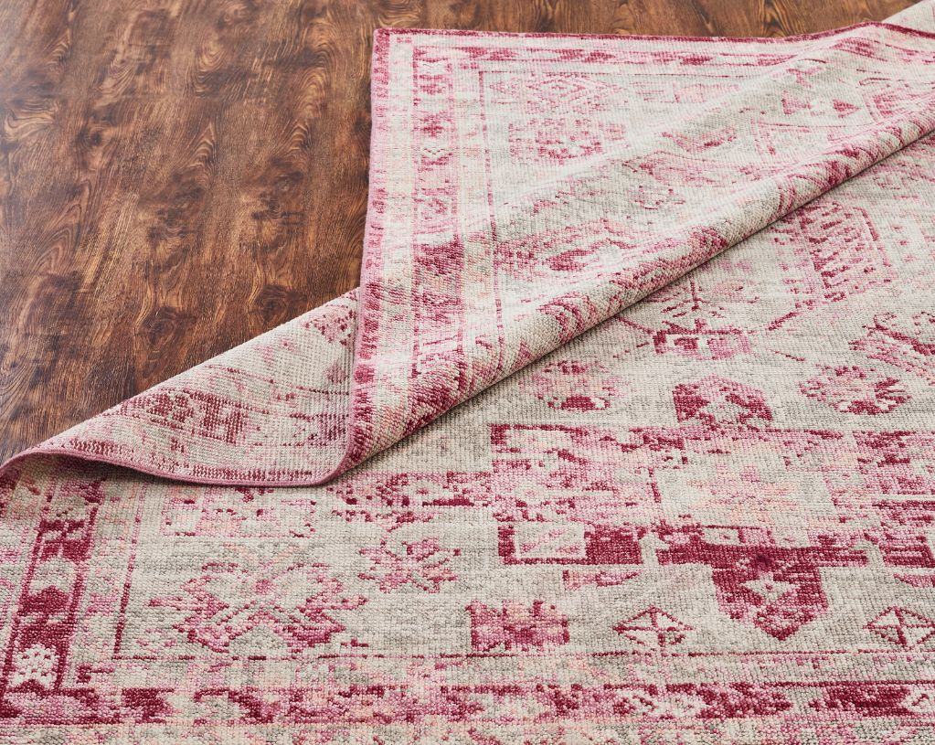 Talora Rose and Pearl Grey Rug (4' x 6')