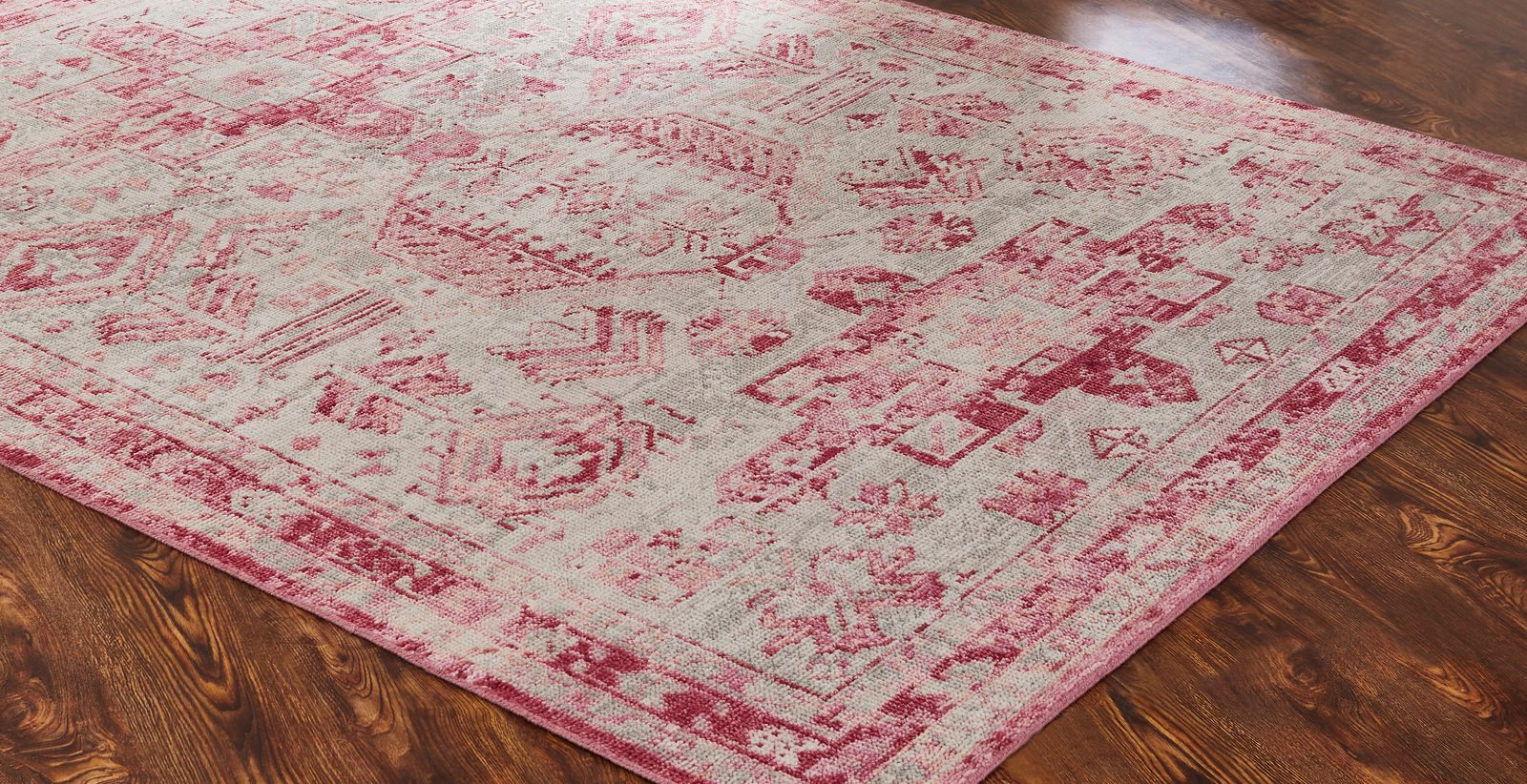 Talora Rose and Pearl Grey Rug (4' x 6')