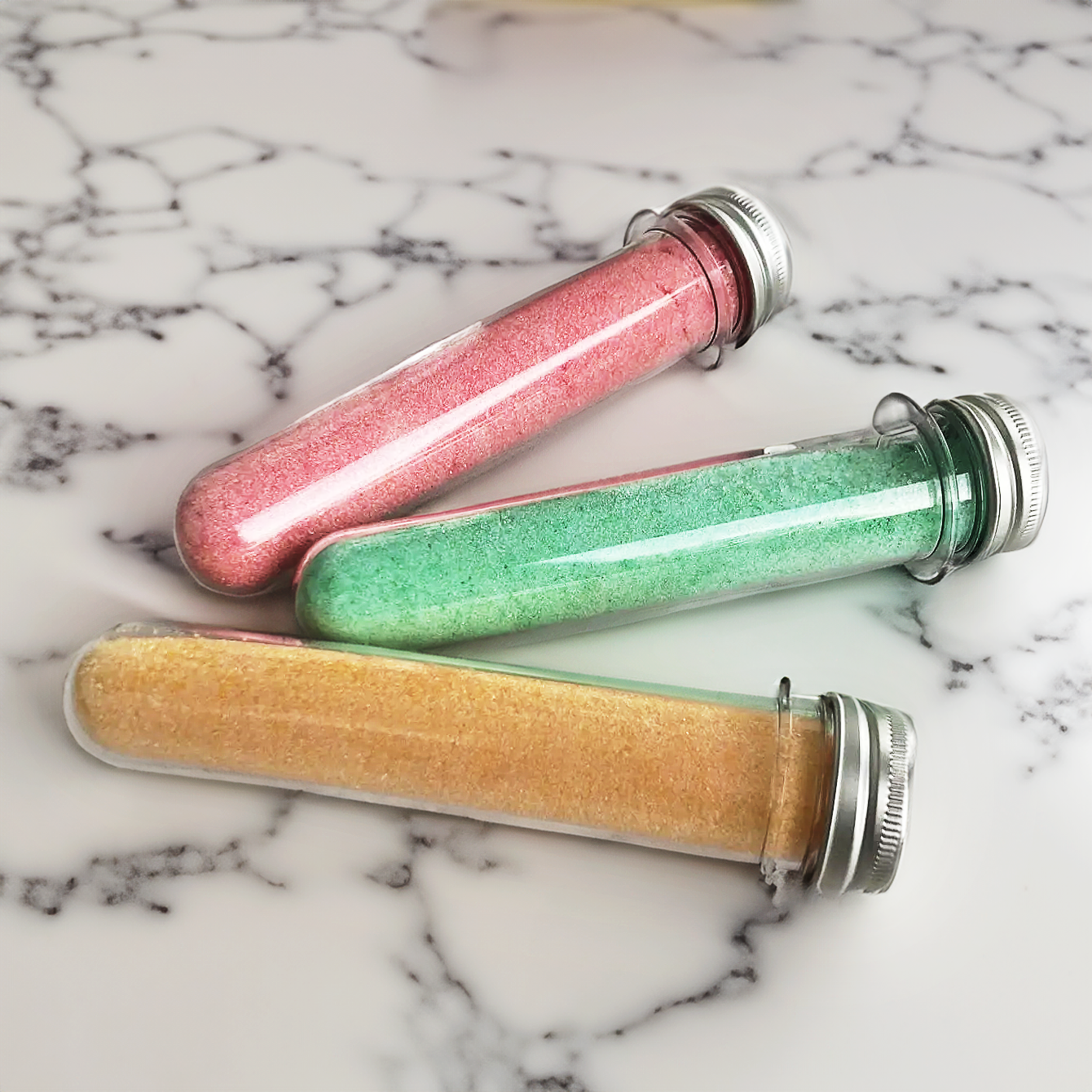 Cocktail Mix Shots: Bahama Mama