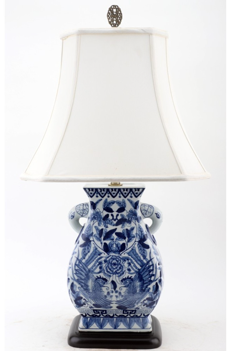 Elephant Vase Lamp